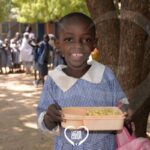 Aumentano i pasti scolastici, ma non basta